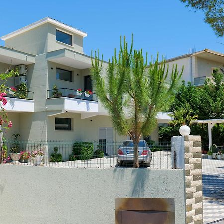 Hotel Celaj Vlorë Exterior foto